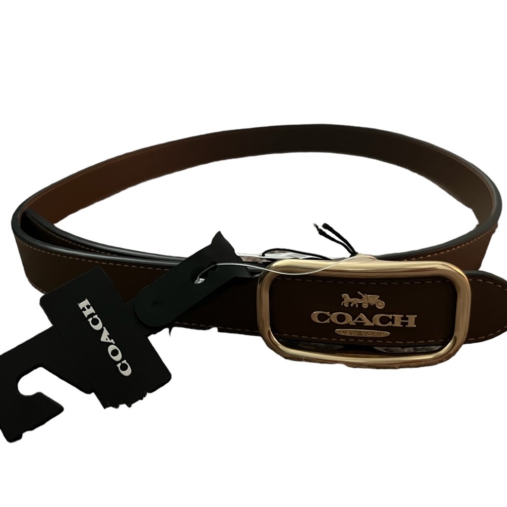 Brand new Coach belt… looks amazing… dark brown color